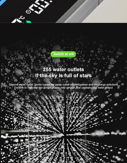 Sistema de ducha con luz ambiental y botones de piano grises, pantalla digital, grifos tipo lluvia y cabezal de ducha.