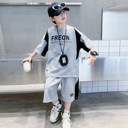 Ropa para niños Ropa de verano para niños Conjunto de manga corta 2025 Nuevo estilo deportivo de verano Fresco y de moda