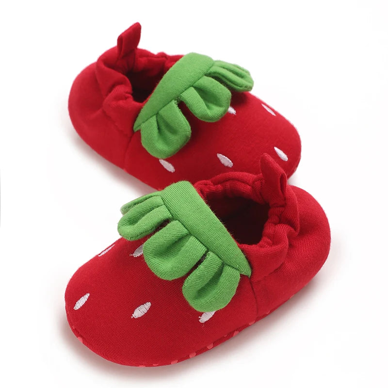 Zapatos de bebé recién nacido de primavera y otoño, nuevos y bonitos con dibujos animados, calcetines antideslizantes para bebés de 0 a 1 año.