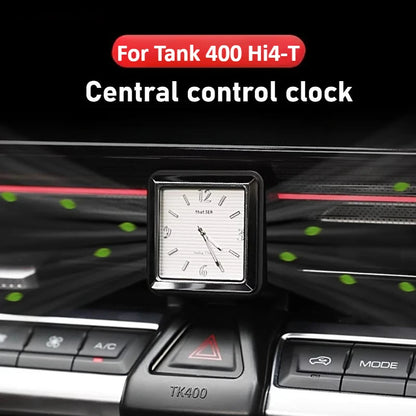 Kit de actualización de consola central y reloj para tablero Hi4-T TANK 400: diseño ergonómico y personalizado para decoración interior.