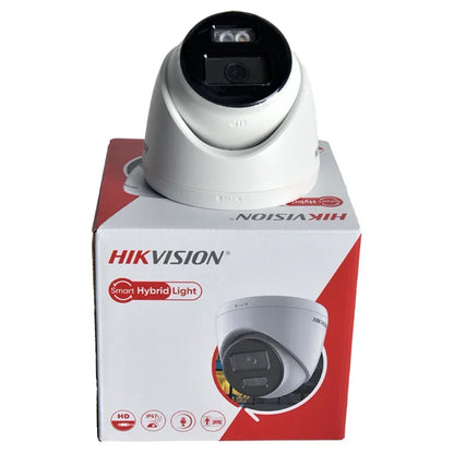 Cámara IP Hikvision ColorVu Smart Hybrid Light DS-2CD1383G2-LIU 4K 8MP con doble luz blanca y micrófono integrado.