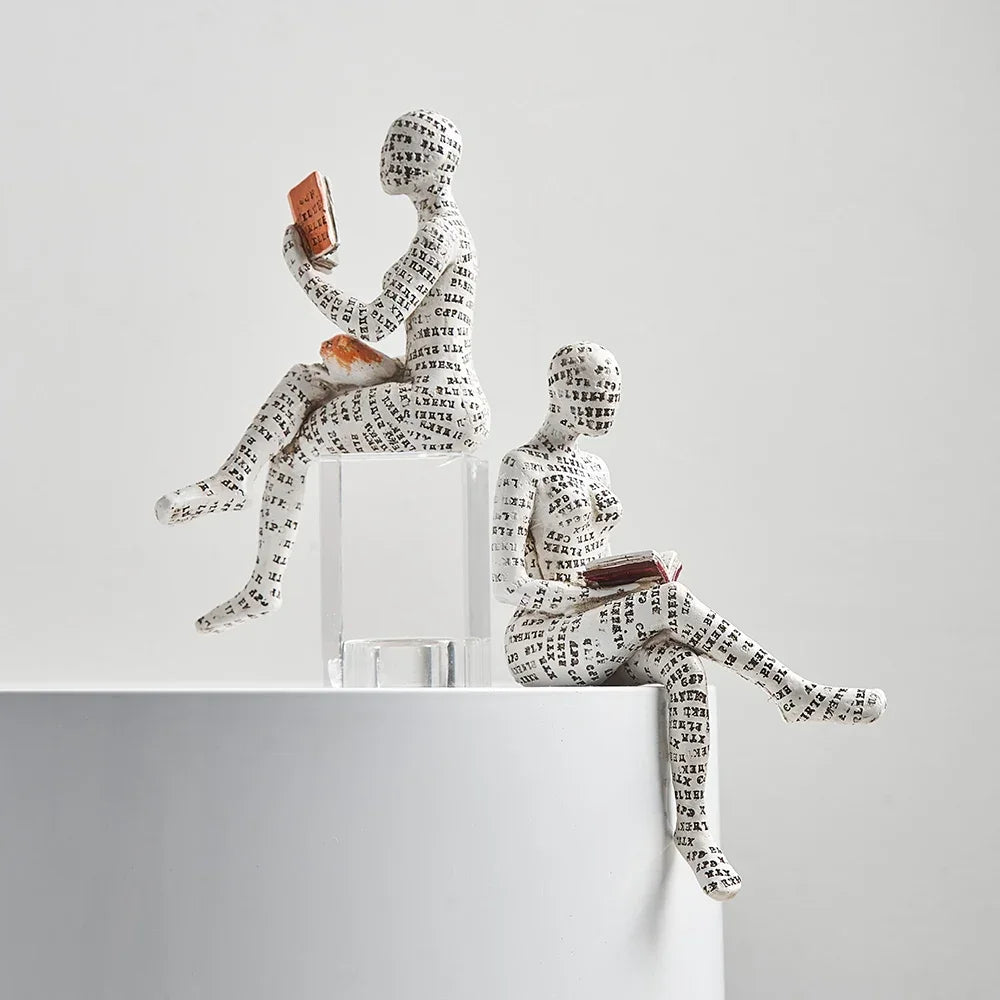 Decoración de estantería de escritorio para el hogar, mujer leyendo, artesanías de resina, pequeños adornos