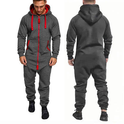Monos deportivos de hombre con capucha, forro polar, bolsillos, manga larga y cremallera en color de contraste.