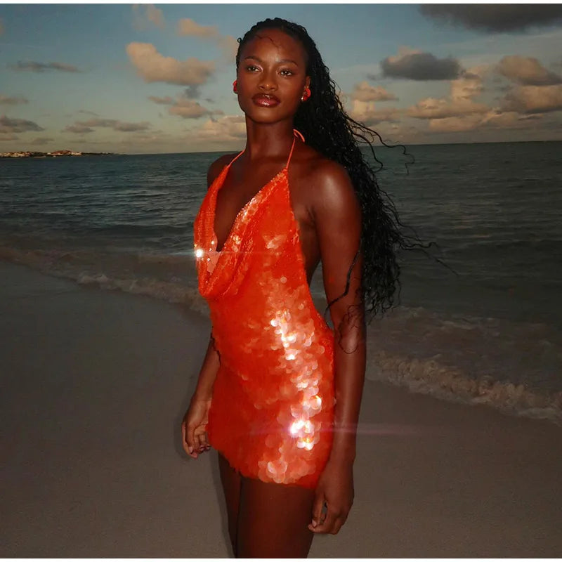 Vestido corto halter con lentejuelas y brillo para mujer, sin espalda, sin mangas, para fiestas de noche, vacaciones, cintura alta, sexy, nueva moda 2025.