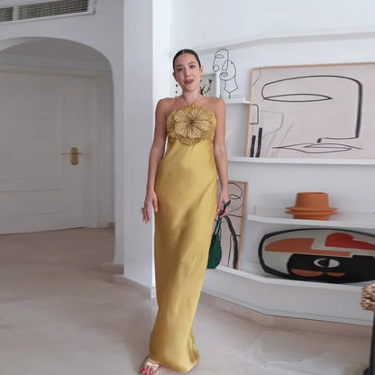 Elegante vestido de fiesta para mujer, con flores 3D, estilo halter, sin mangas, espalda descubierta, de satén estilo sirena, para mujer, verano 2025, elegante vestido de noche para mujer.