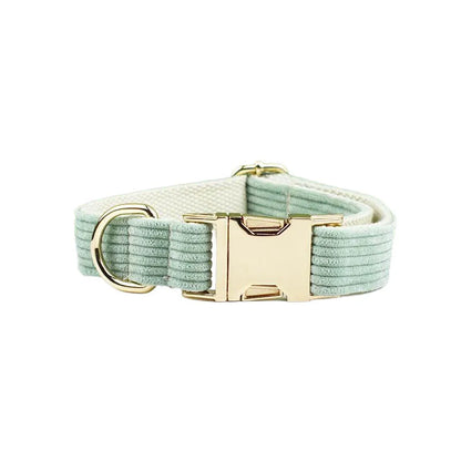 Collar y correa de pana verde claro para perros. Placa de identificación grabada personalizada. Suministros para mascotas. Correa para perros. Corduroy03