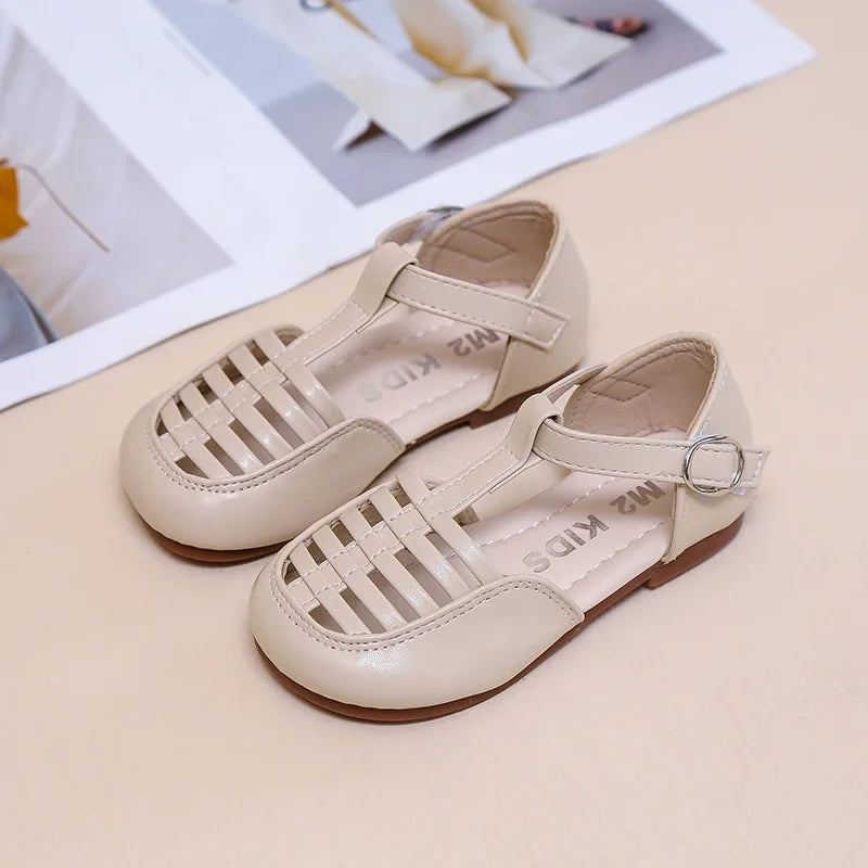 Nuevo calzado de verano para niños, zapatos planos de playa, sandalias de playa para niños pequeños con puntera reforzada, zapatos de princesa para niñas.