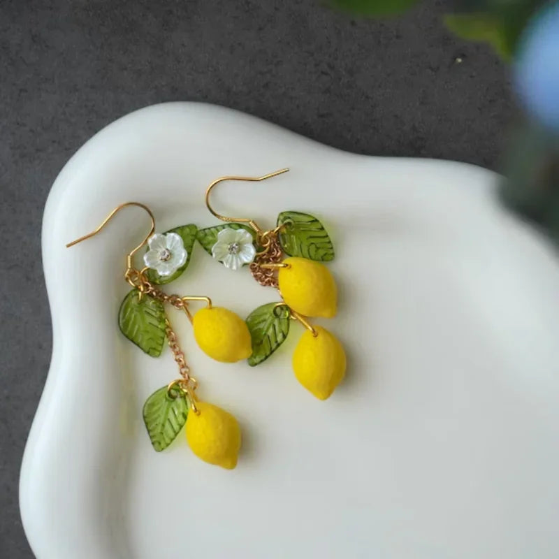 Pendientes de limón de cristal, ligeros, con forma de fruta y comida, pendientes kawaii que te encantarán, pendientes pastorales para mujer, regalo de cumpleaños.