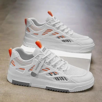 Zapatillas deportivas de malla transpirable para hombre, modernas y versátiles, blancas, informales, para estudiantes, de skate, de verano, modelo nuevo y ligero.