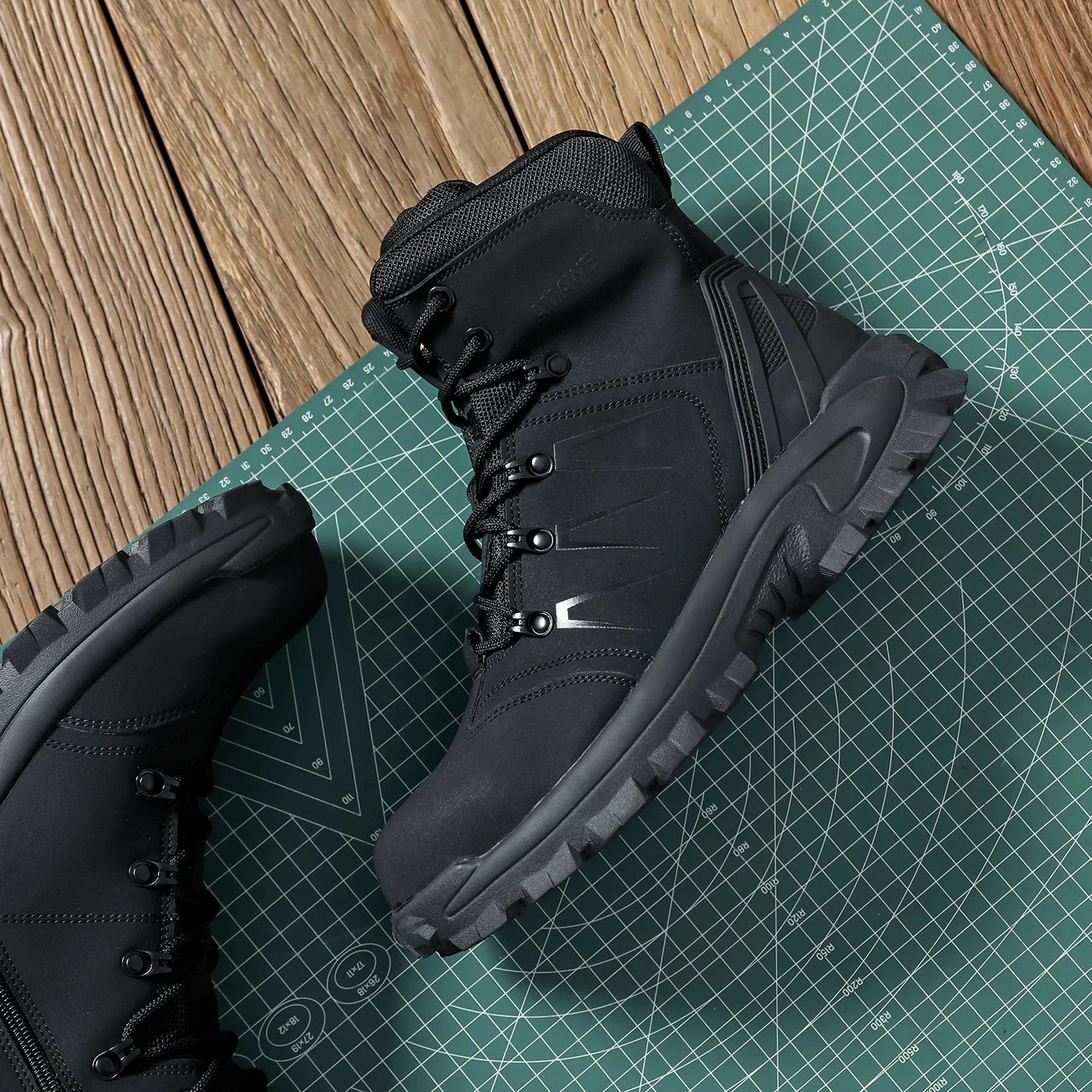 Zapatos de seguridad para el trabajo para hombres, zapatillas ligeras de trabajo protectoras, zapatos ligeros, zapatos transpirables, zapatos de trabajo antiperforación.