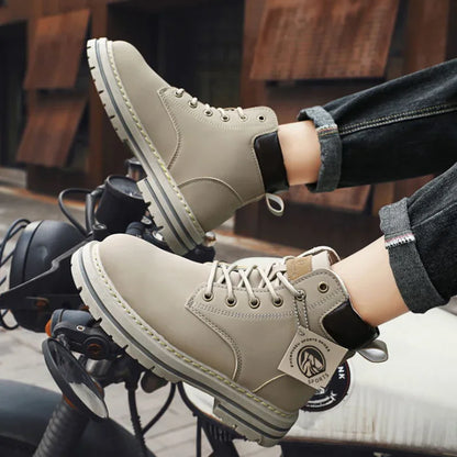 Botas altas de cuero para hombre, botines de moda para exteriores, con cordones, cómodas, planas y antideslizantes