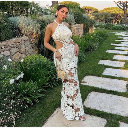 Vestido largo de punto con cuello halter y estampado floral, sexy, sin mangas y con espalda descubierta, estilo maxi, colección 2024. Ideal para la playa y las vacaciones.