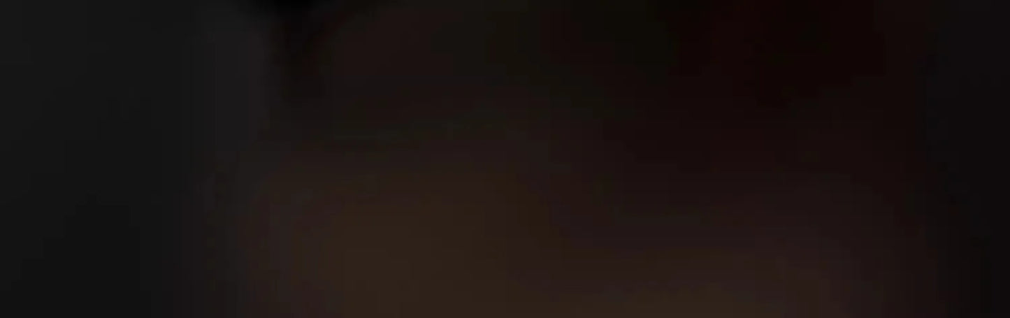 Grabadora de salpicadero Hikvision con cámara dual delantera y trasera, visión nocturna Starlight y pantalla de 3 pulgadas.