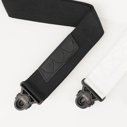 Correa de guitarra VORTEX. Cierre antidesenganche, firme, cómodo y rápido, ideal para guitarras eléctricas y bajos.