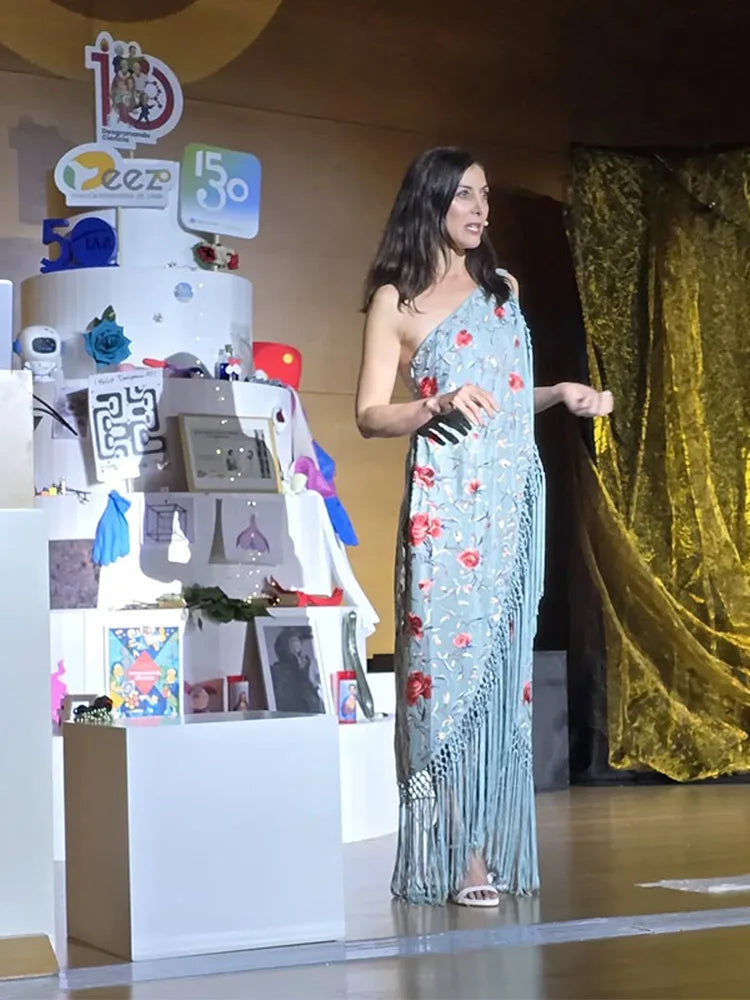 Vestidos elegantes de una pieza para mujer, sin mangas, con cuello tipo bufanda, espalda descubierta, estampado y borlas.