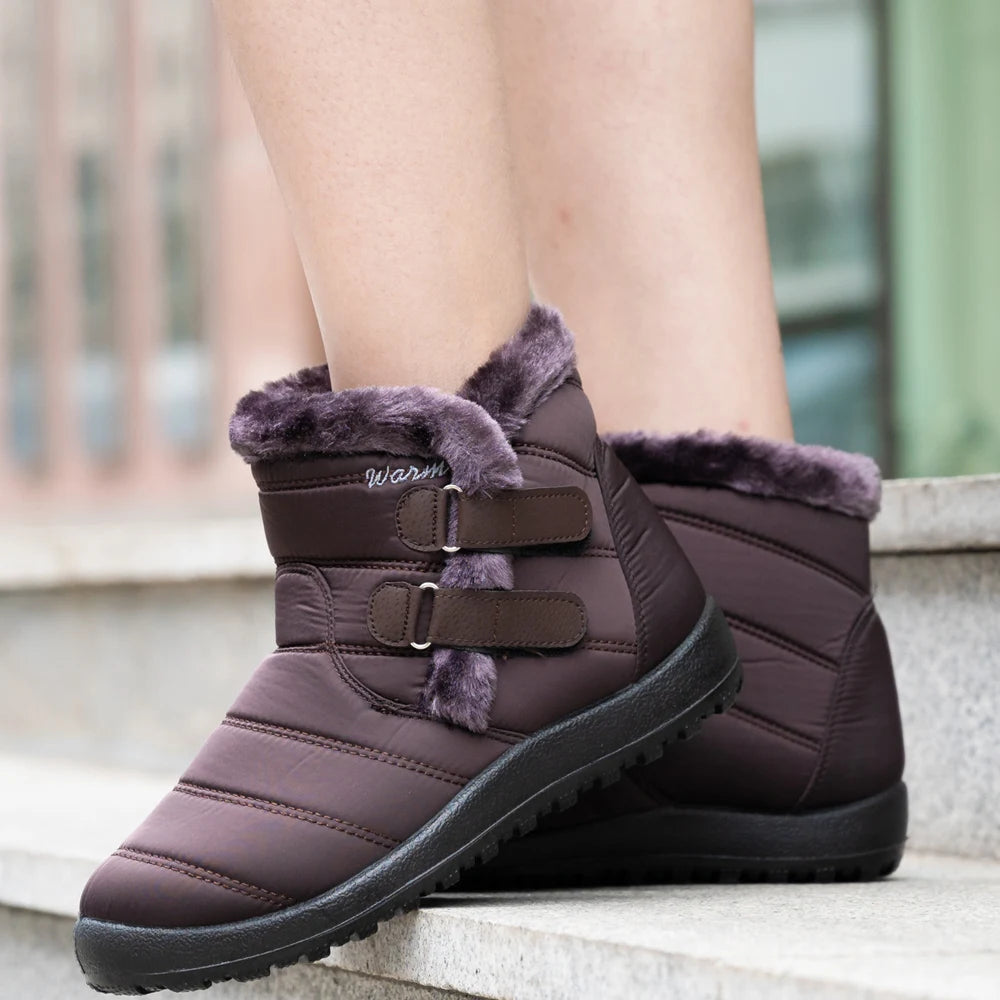 Botas de nieve cálidas de piel para mujer, botines de tobillo de talla grande, informales, planos, de invierno, antideslizantes, a la moda, impermeables