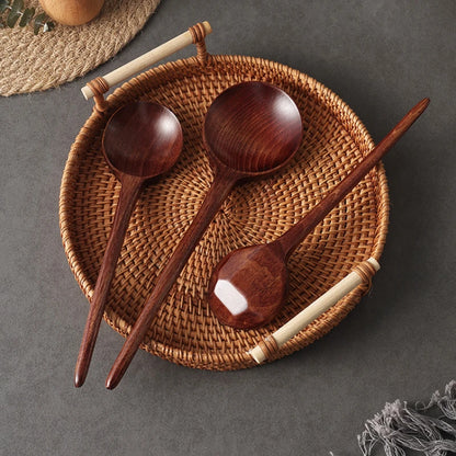 Cuchara de sopa grande de madera creativa con mango largo y forma de tortuga, ideal para comer en restaurantes domésticos.
