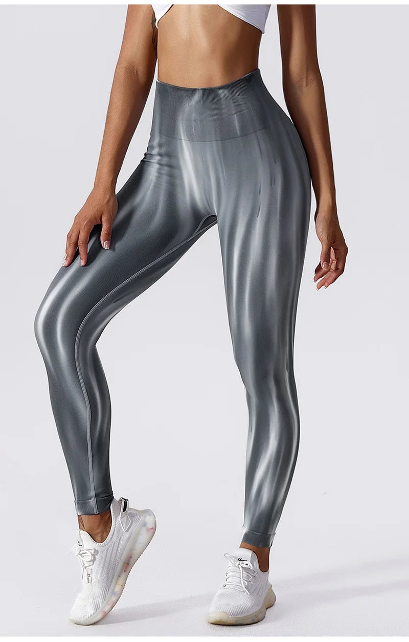 Pantalones de yoga para mujer con estampado tie-dye Cloud Rise, leggings deportivos sexys para gimnasio, mallas sin costuras, pantalones de cintura alta para entrenar.