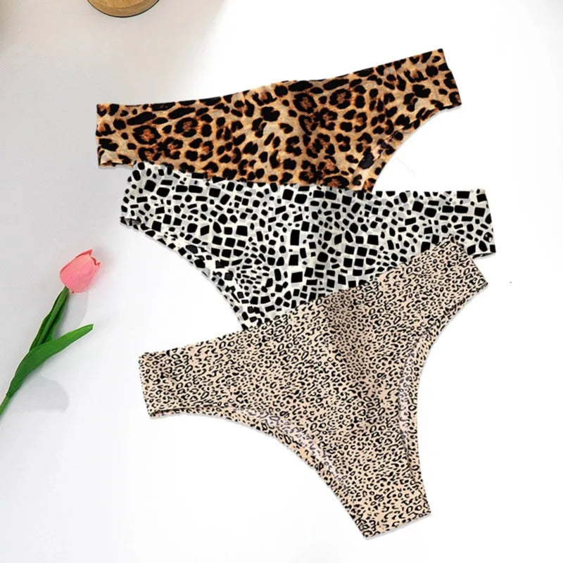 WarmSteps - Conjunto de 3 tangas sexys de leopardo para mujer, ropa interior femenina sin costuras, bragas estampadas de seda helada, 2024