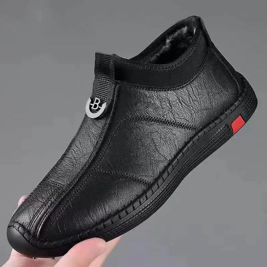 Zapatos casuales de cuero para hombre, ligeros, antideslizantes, de suela suave, sin cordones, con forro polar, cálidos, para conducir, transpirables, para verano
